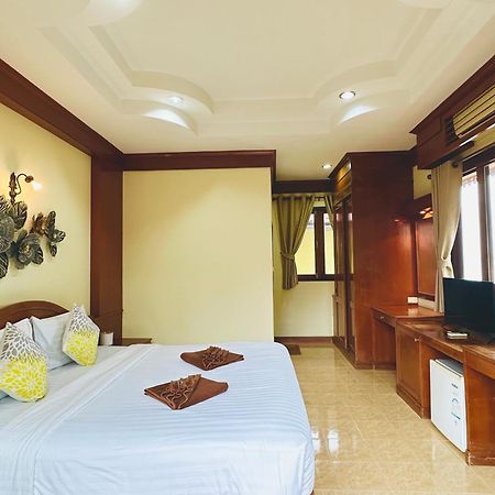 Family House Resort, Haad Rin Bagian luar foto